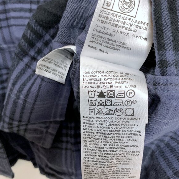 Levi's Boxy Cropped Plaid Shirt - Picture 3 of 4